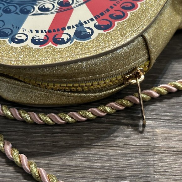 Disney Epcot United Kingdom Royalty Crown Crossbody Bag Limited Edition 2020 - Picture 4 of 8